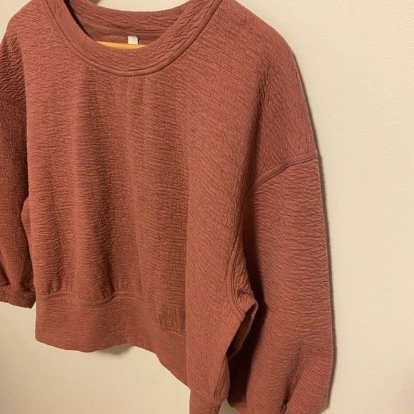 Lululemon Textured  Crewneck Pullover - Picture 6 of 8